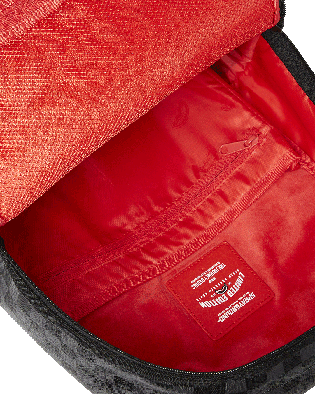 SESAME STREET COOKIE MONSTER SNACK ATTACK DLXSV BACKPACK